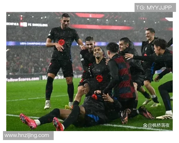 英超激战：尤文图斯逆转巴萨乌龙球成比赛转折点全场沸腾